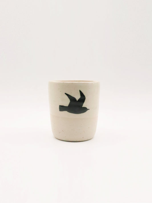 Gobelet oiseau en grès