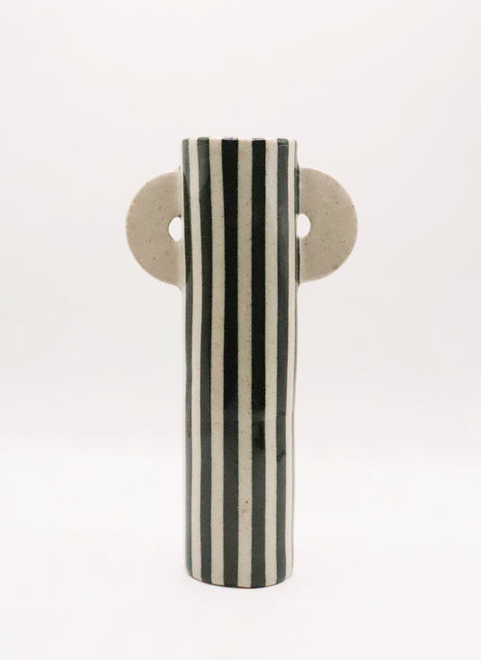 Vase en grès rayé noir